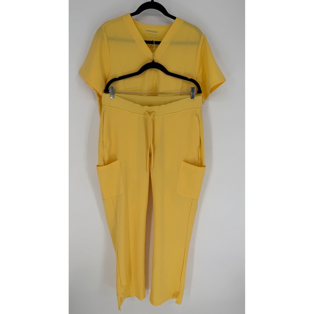 MANDALA YELLOW SCRUB SET LARGE CARGO PANTS EQUA-TEK MEDICAL SCRUBS HEALTHCARE